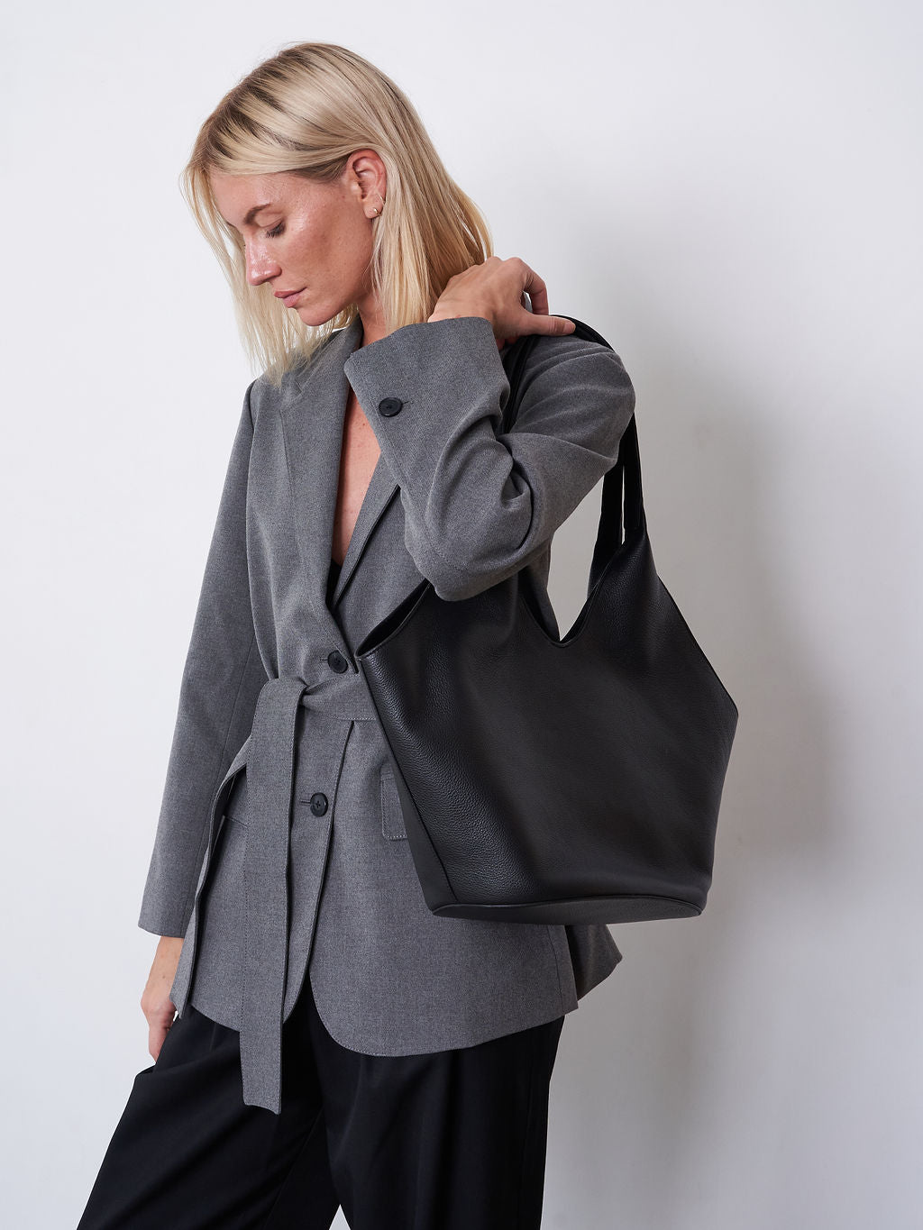 Phantom Tote - Grain Black